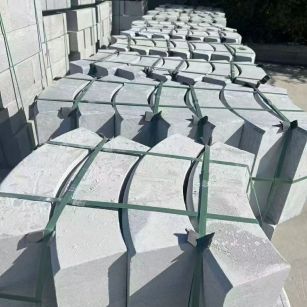 资阳 芝麻灰弧形路沿石