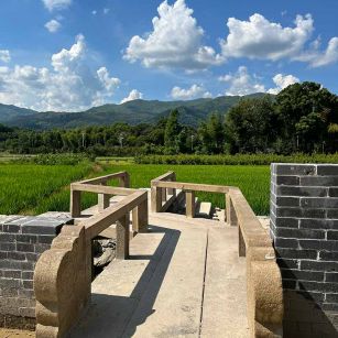 资阳花岗岩仿古石材景区使用案例