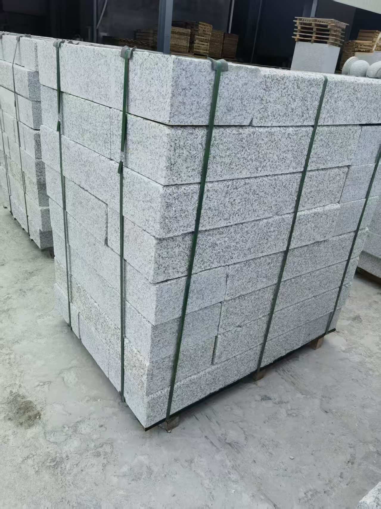 资阳 芙蓉白火烧两面路沿石